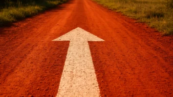 Sonhar com estrada de barro vermelho: esforço e rumo