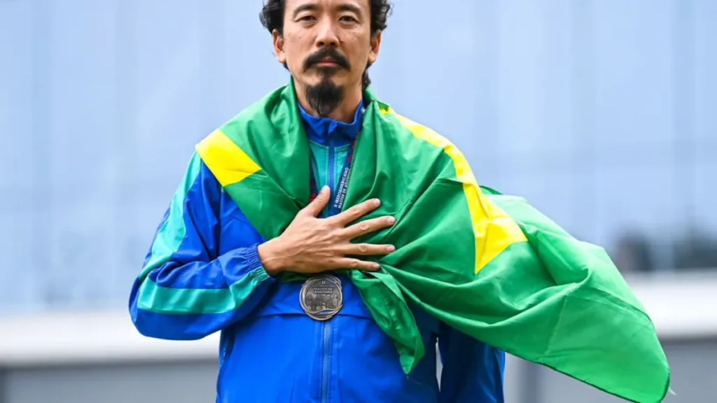 Atleta de MS de 45 anos conquista 5 medalhas e recordes no Peru