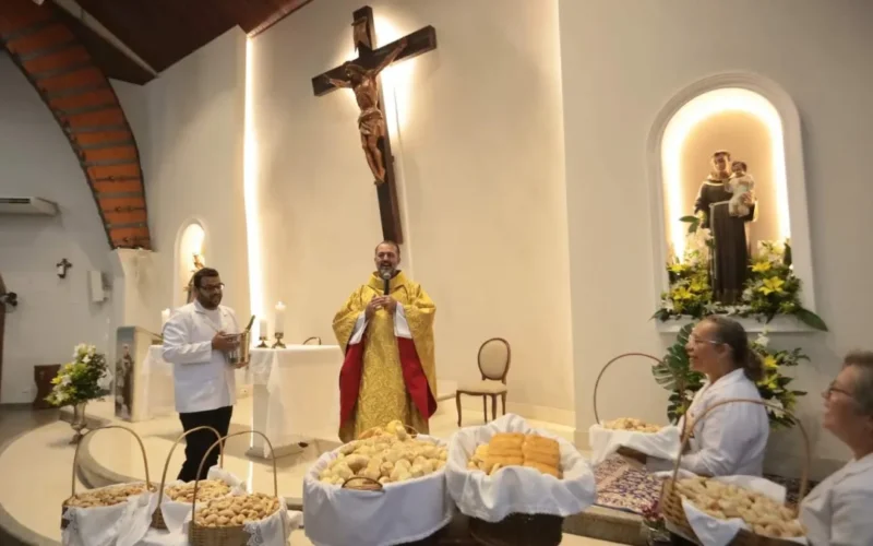 Legado de caridade de Santo Antônio vai além da fama de casamenteiro