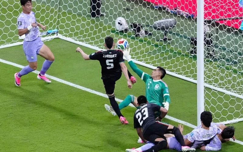 México vence Coreia do Sul e garante vaga nas oitavas da Copa