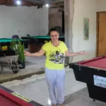 Cozinheira vende carro para criar bar e fatura até as 2h