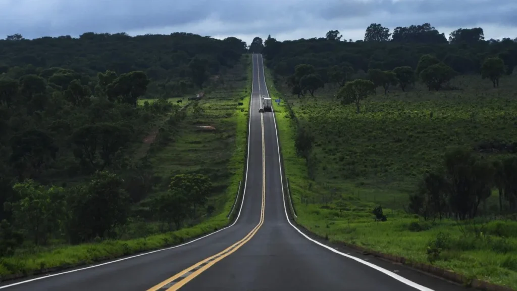 MS avança em rodovias e projeta recorde de asfalto até 2030