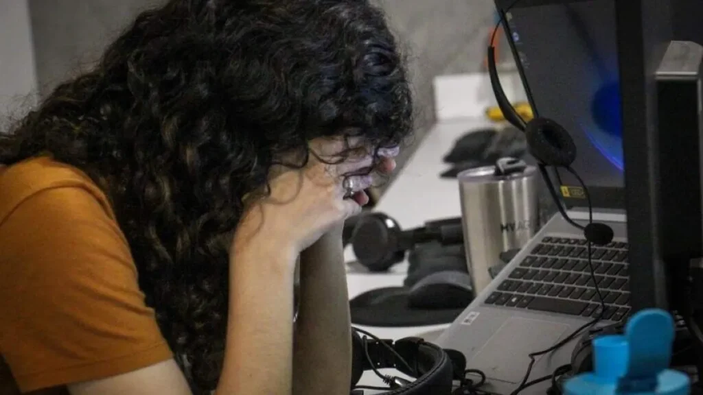 Ansiedade afeta rotina de 72% dos leitores, aponta enquete