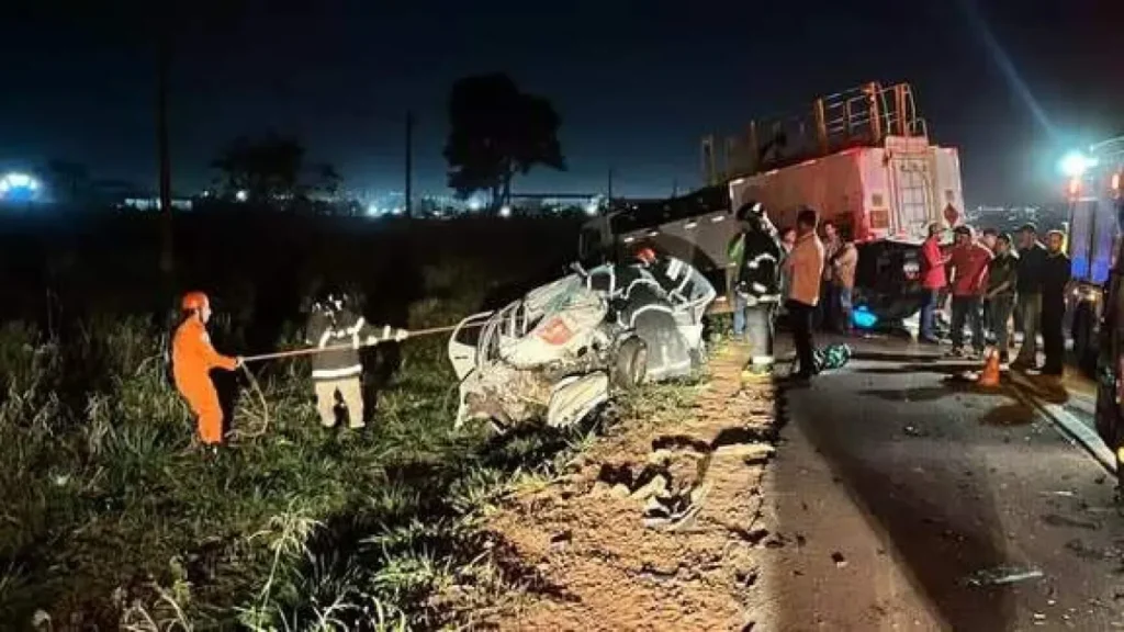 Jovem de 19 anos morre em acidente na BR-262