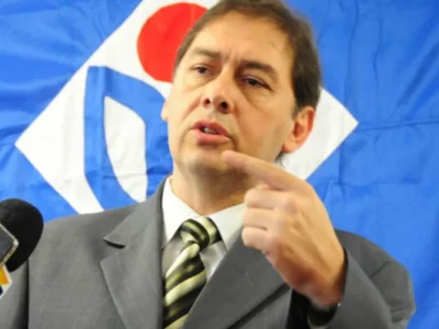 Ex-locutor e prefeito cassado, Alcides Bernal morre aos 60 anos