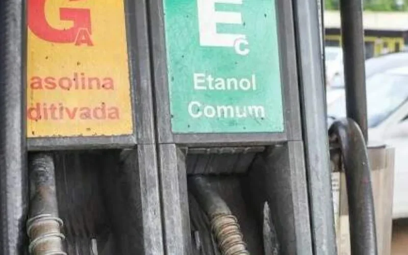 App ANP permite consultar nota de postos e denunciar combustível irregular