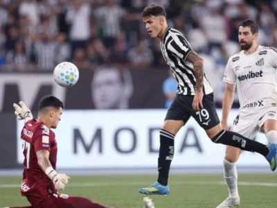 Botafogo e Vitória vencem na volta do Brasileirão