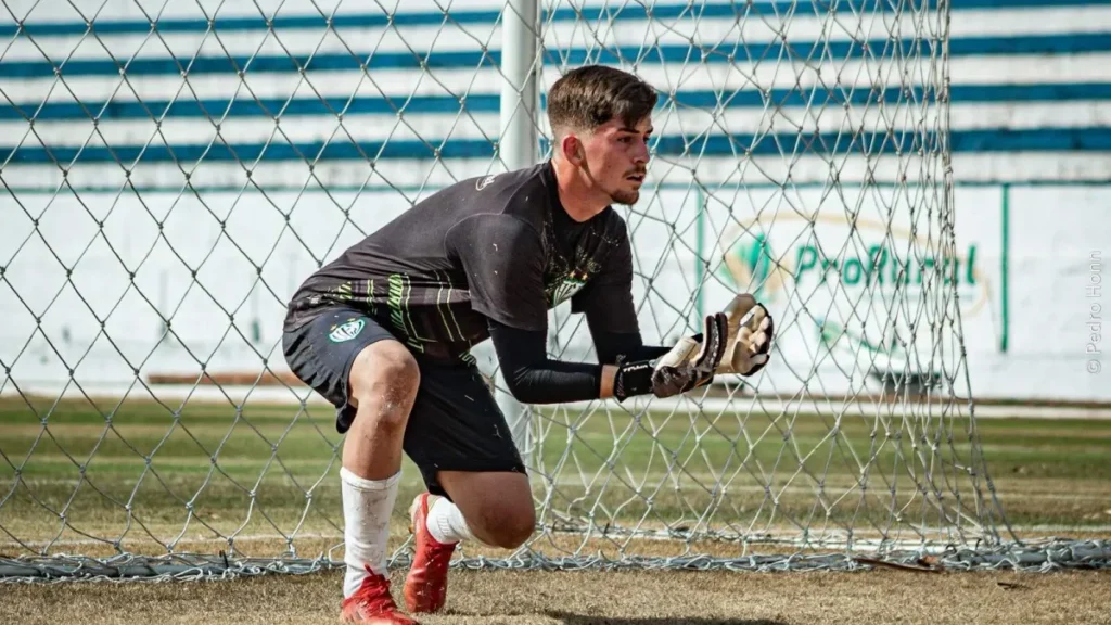 Preparador de goleiros de MS é contratado por clube da Arábia Saudita