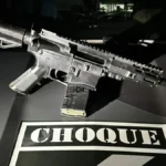Fuzil americano M4 é encontrado abandonado em avenida de MS
