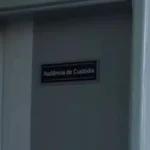 Padrasto é preso por sugerir sexo oral a enteado de 7 anos