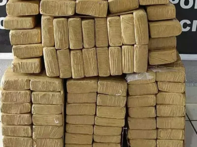 Jovem é preso com 394 kg de maconha em rodovia de MS