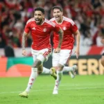 Internacional vence Corinthians por 2 a 0 e abre vantagem nas oitavas