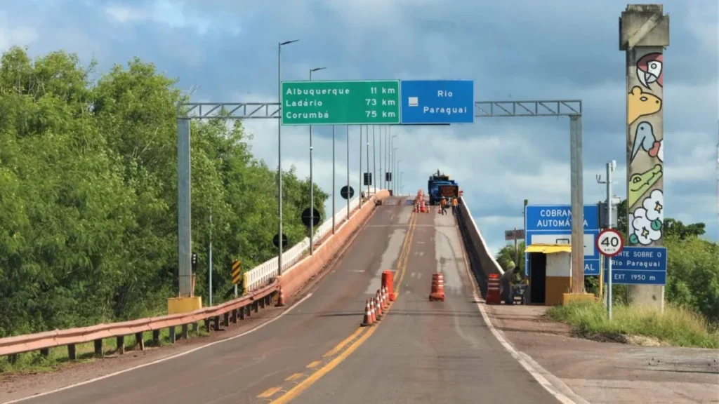 Ponte sobre Rio Paraguai adia bloqueios por causa do Dia dos Pais