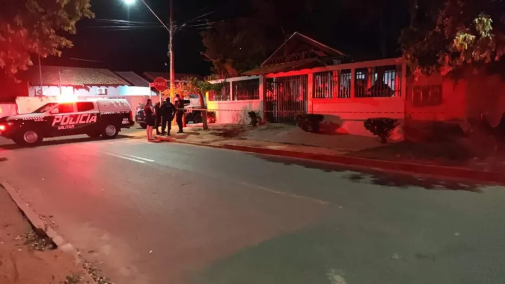 Homem é morto e outro baleado na cabeça em ataque duplo