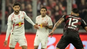 Athletico pressiona, mas empata com Bragantino na Arena